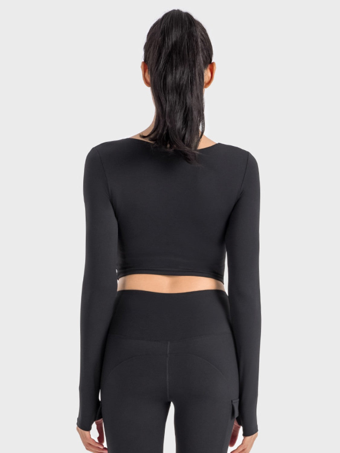 Flawless Fit Ruched Cropped Sports Top - SleekrMe