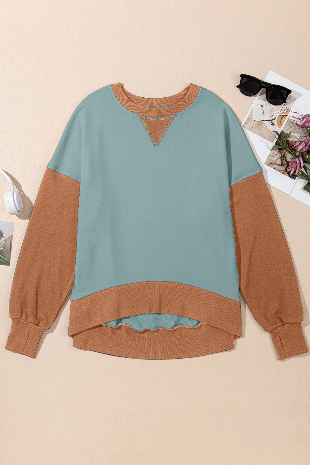 Contrast Chic Round Neck Sweatshirt - SleekrMe