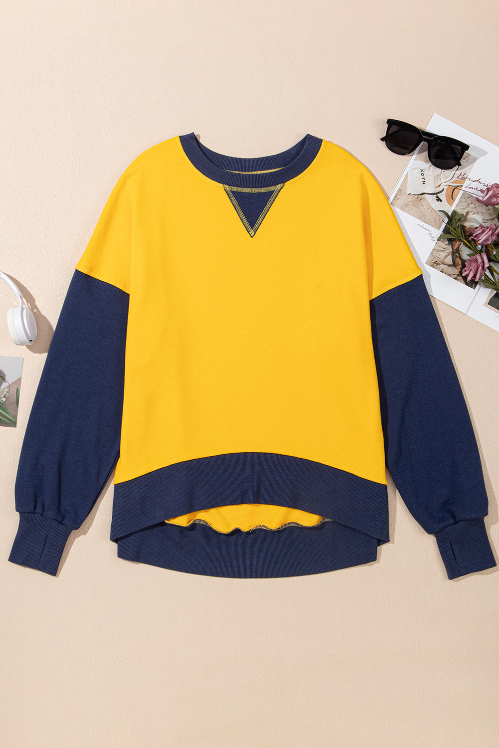 Contrast Chic Round Neck Sweatshirt - SleekrMe