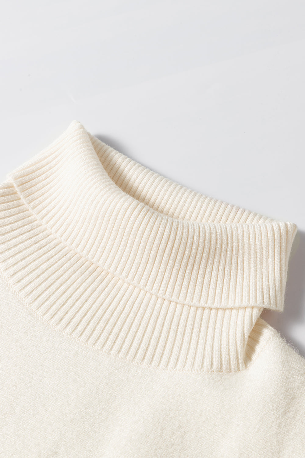 Cozy Chic Turtleneck Sweater - SleekrMe