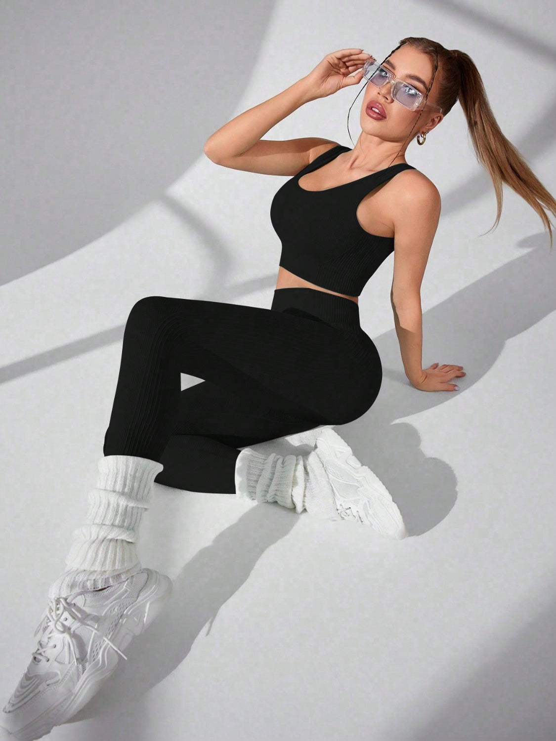 Activewear Two-Piece Workout Set with Scoop Neck Top