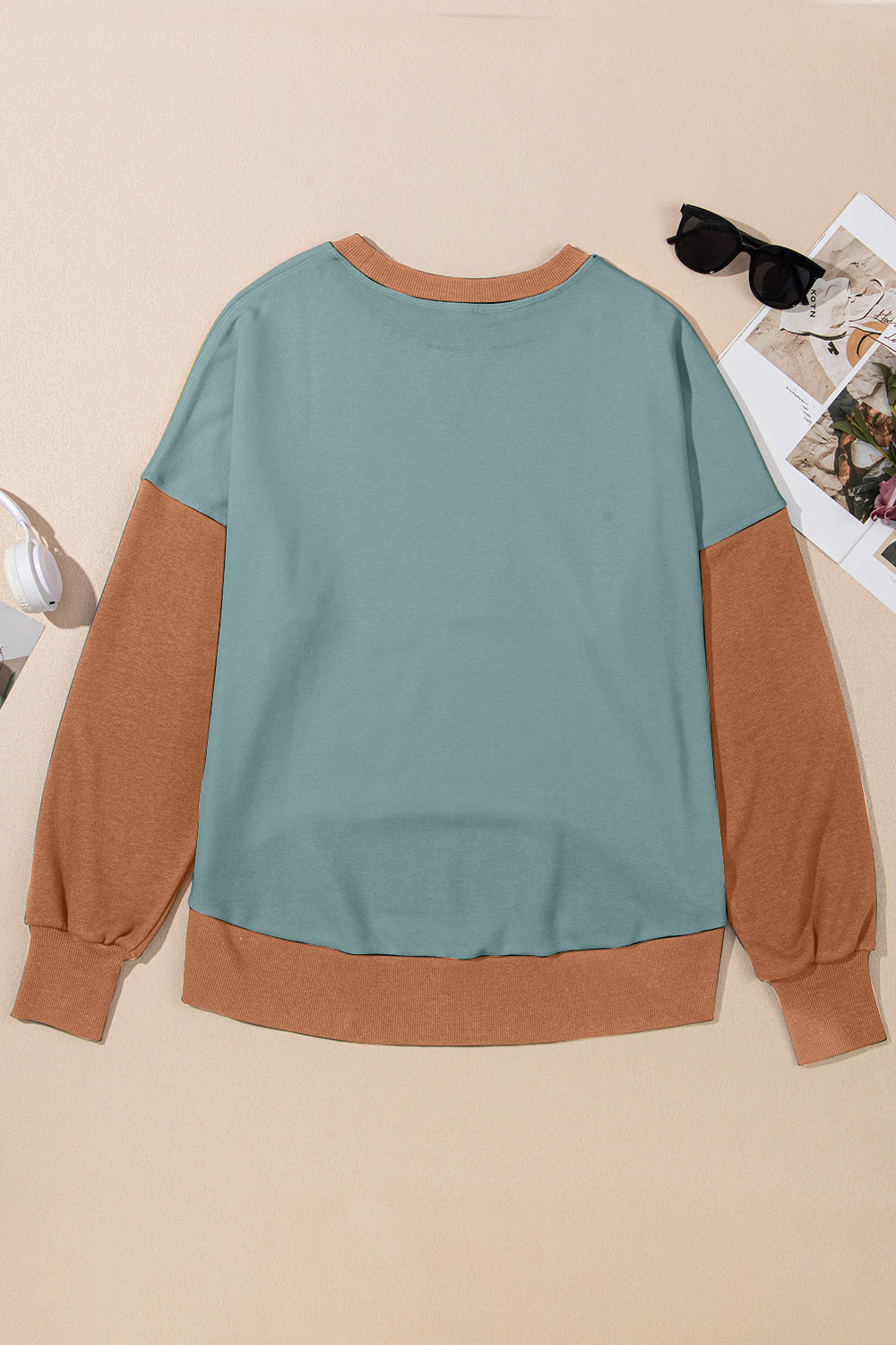 Contrast Chic Round Neck Sweatshirt - SleekrMe